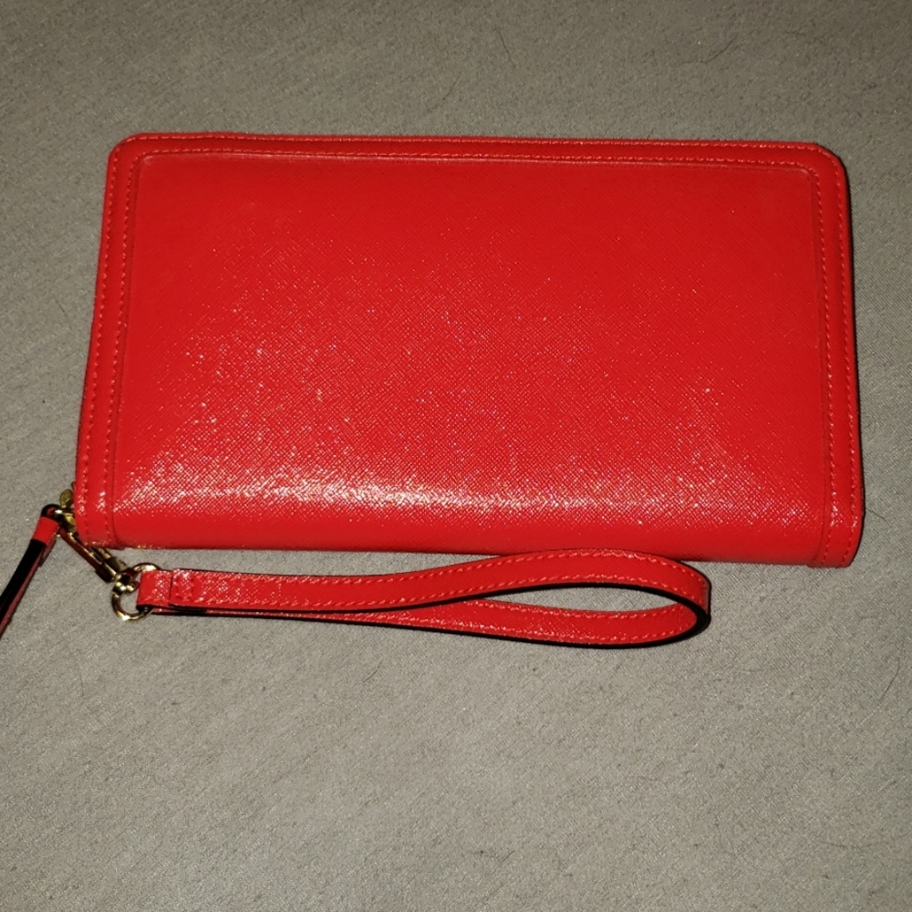 Red zippered wristlet wallet
